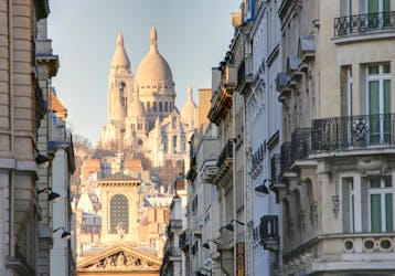 Walking tour of Montmartre and skip-the-line tickets to Orsay Museum